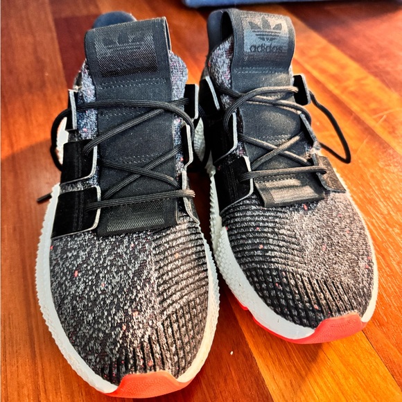 Men’s adidas boost - Picture 2 of 6